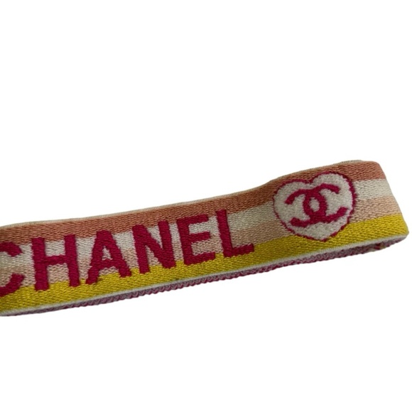 CHANEL SWEATBAND - Picture 1 of 3